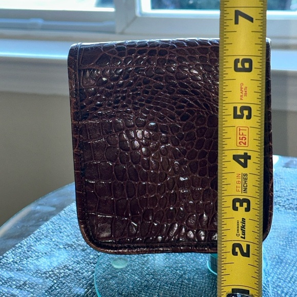 Brooks Brothers Made in Italy Crossbody Bag - Cognac Crocodile embossed. - Picture 5 of 7